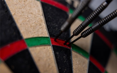 Darter Bennett voor 8 jaar geschorst vanwege matchfixing Darter Bennett voor 8 jaar geschorst vanwege matchfixing