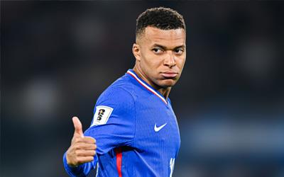Frankrijk vermorzelt Zweden en Mbappé breekt records Frankrijk vermorzelt Zweden en Mbappé breekt records