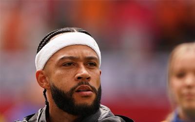 Memphis speelt in laatste wedstrijd bij club slechts een helft mee Memphis speelt in laatste wedstrijd bij club slechts een helft mee