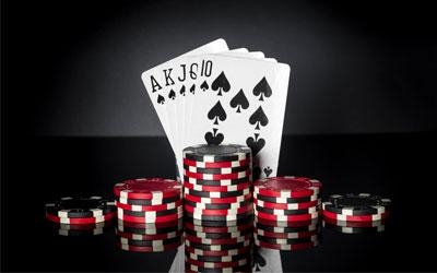 Pokerspeler wint ruim 3,8 miljoen dollar met Royal Flush